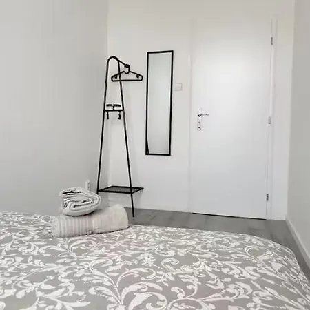 Beautiful Cozy Near The Square F8c Appartement